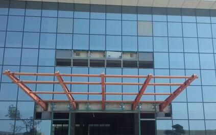 鋼結(jié)構雨棚夾膠玻璃